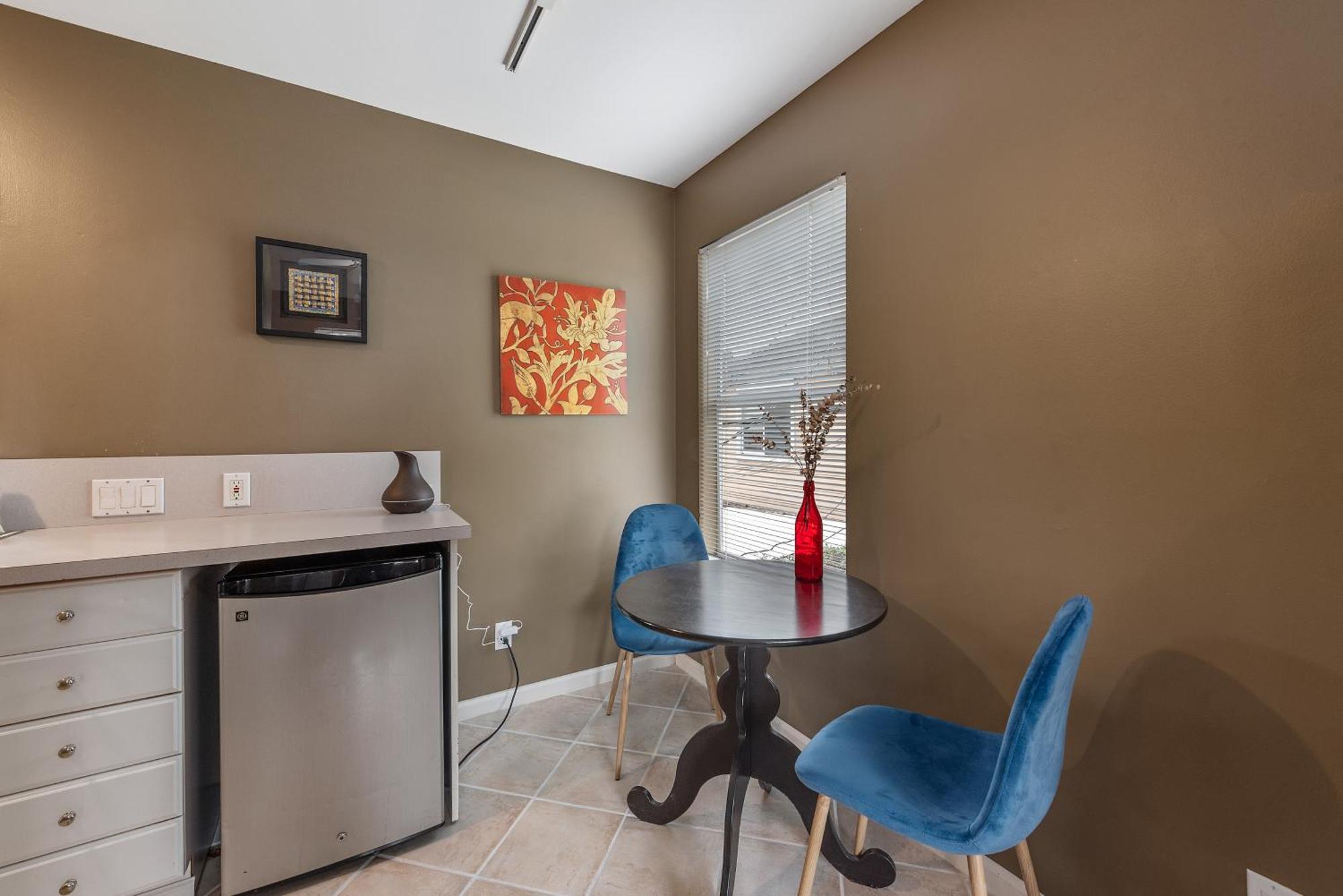 Appartamento Boho-Inspired Haven With Free Park Houston Esterno foto