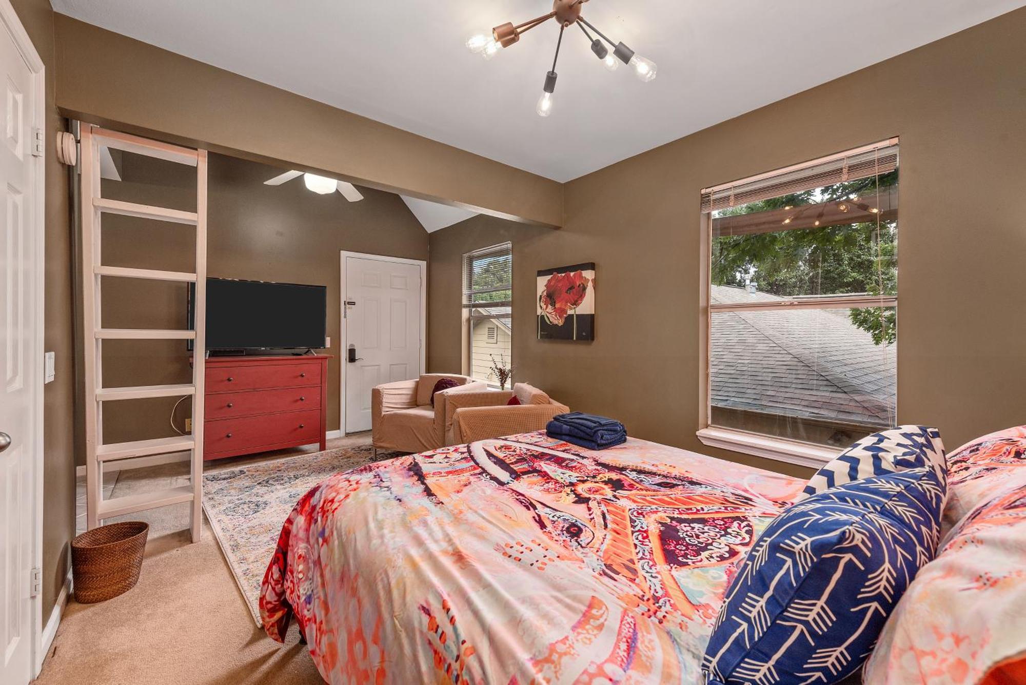 Appartamento Boho-Inspired Haven With Free Park Houston Esterno foto